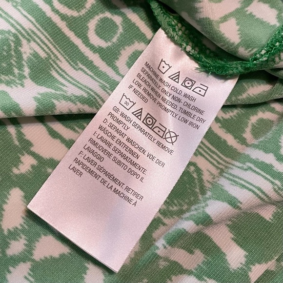 Susan Graver Green and White Graphic Tunic - Picture 7 of 11